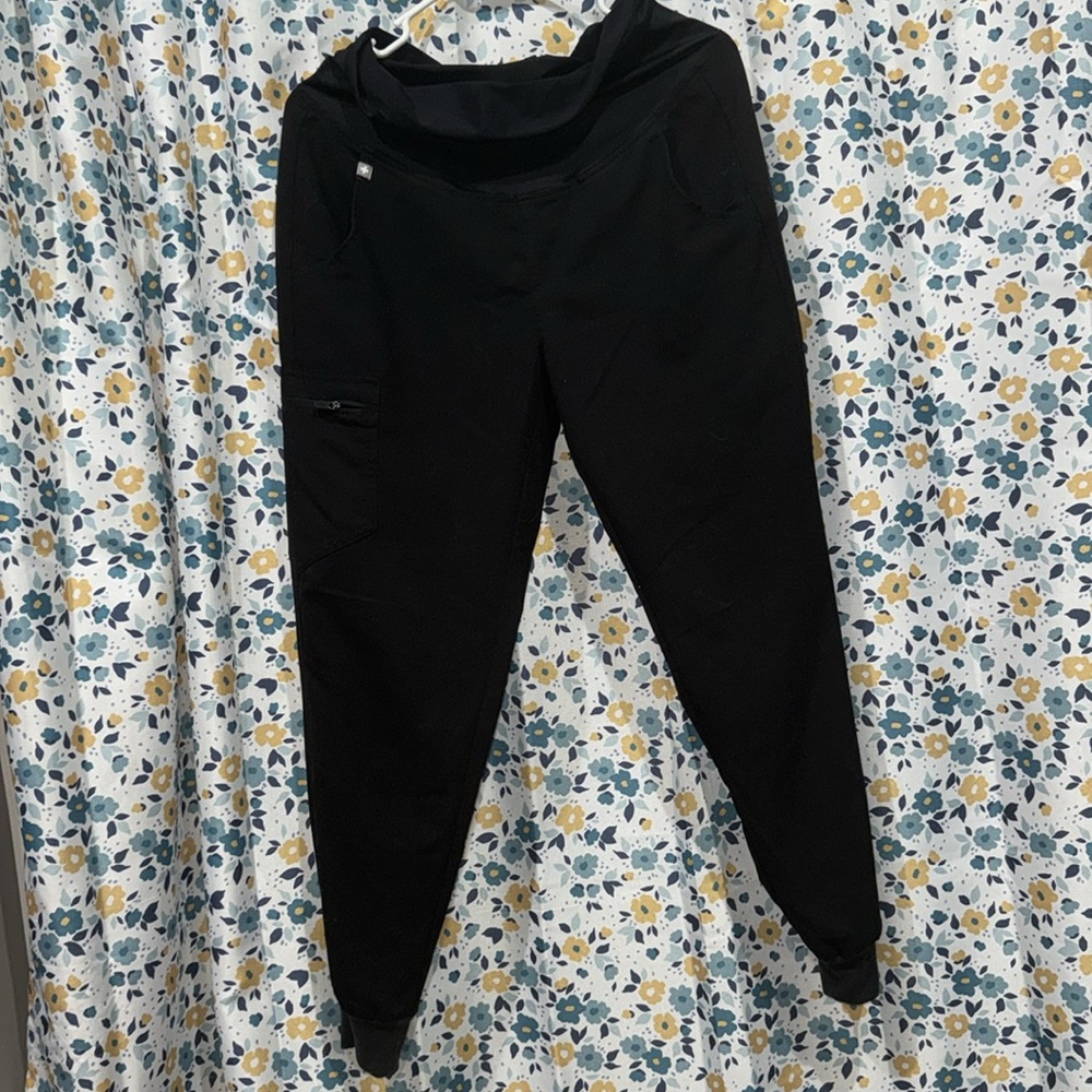 FIGS Maternity Scrub Pants